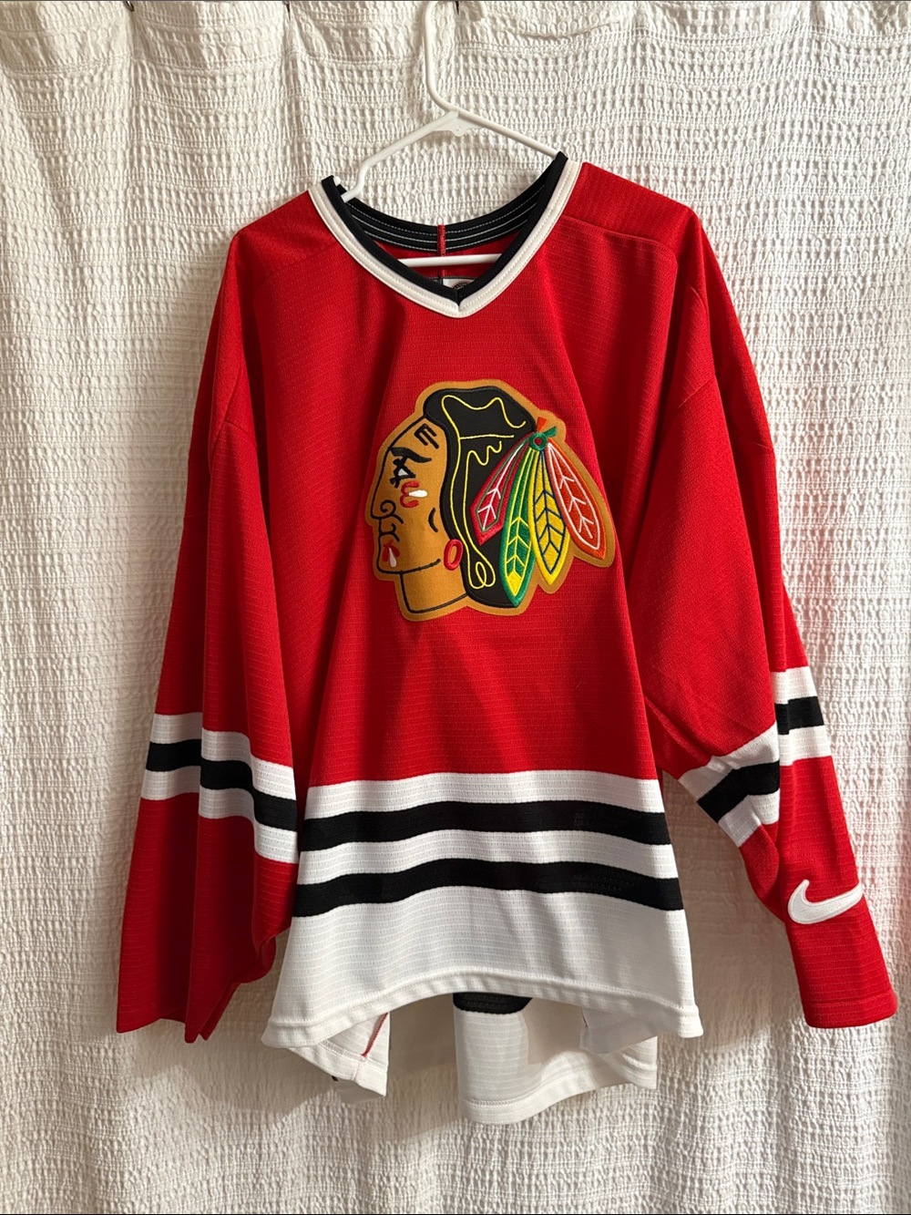 Vintage 1990s Nike Chicago Blackhawks NHL Hockey Jersey – Made in Canada – XL